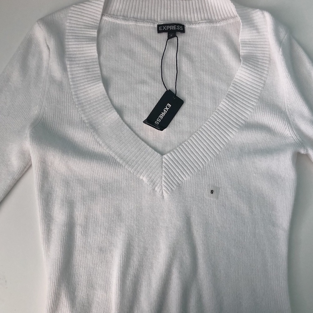 EXPRESS V NECK SWEATER ♡